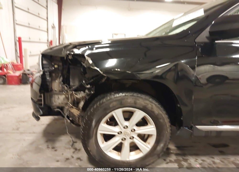 2011 TOYOTA HIGHLANDER SE V6 VIN: 5TDBK3EH6BS055457