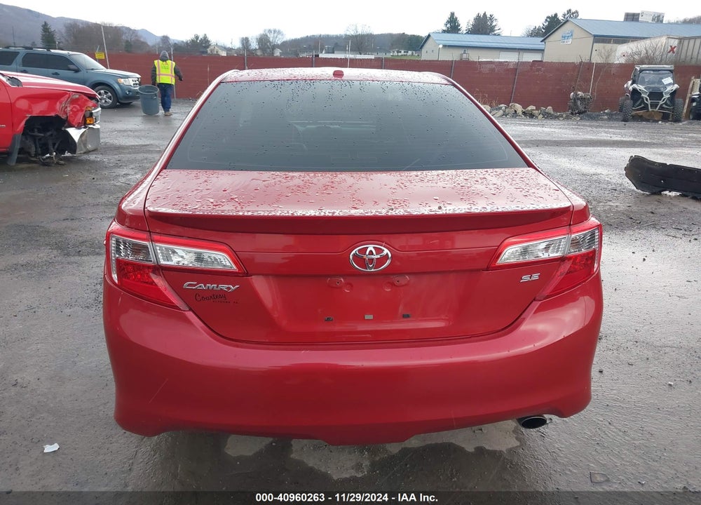 2012 TOYOTA CAMRY SE VIN: 4T1BF1FK0CU564682