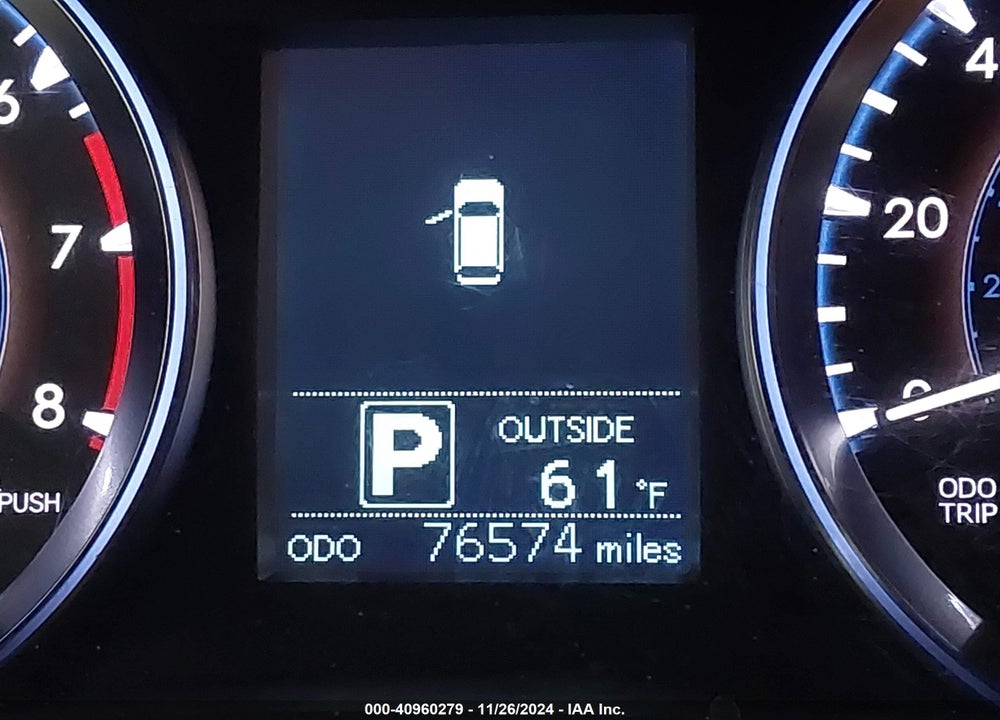 2014 TOYOTA HIGHLANDER LE PLUS V6 VIN: 5TDZKRFH9ES018097