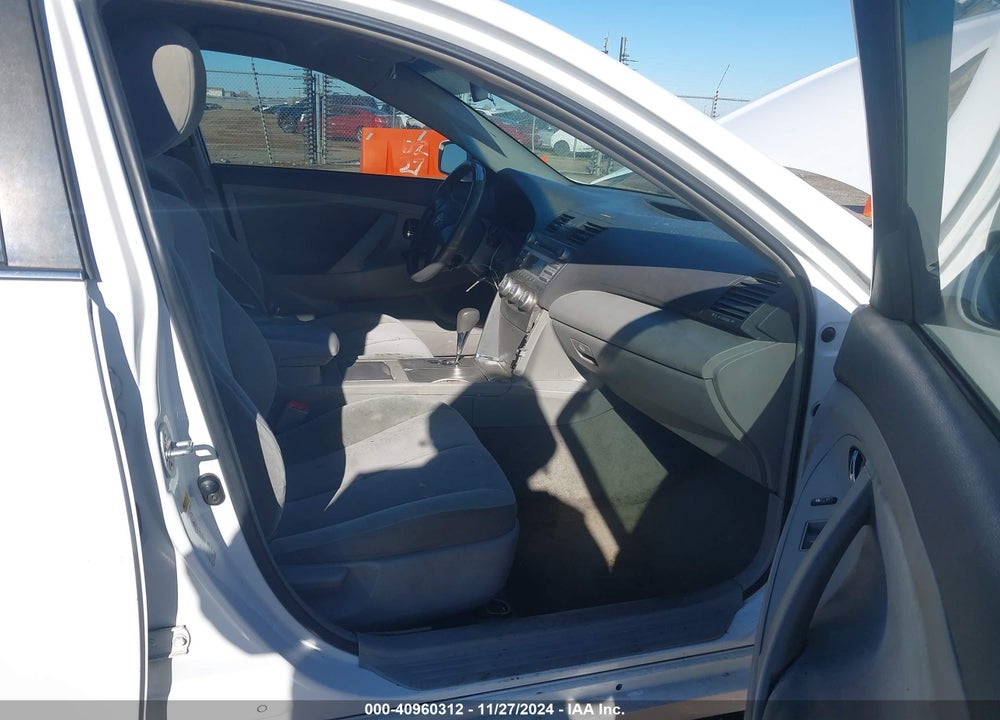 2011 TOYOTA CAMRY LE VIN: 4T1BF3EK0BU598097