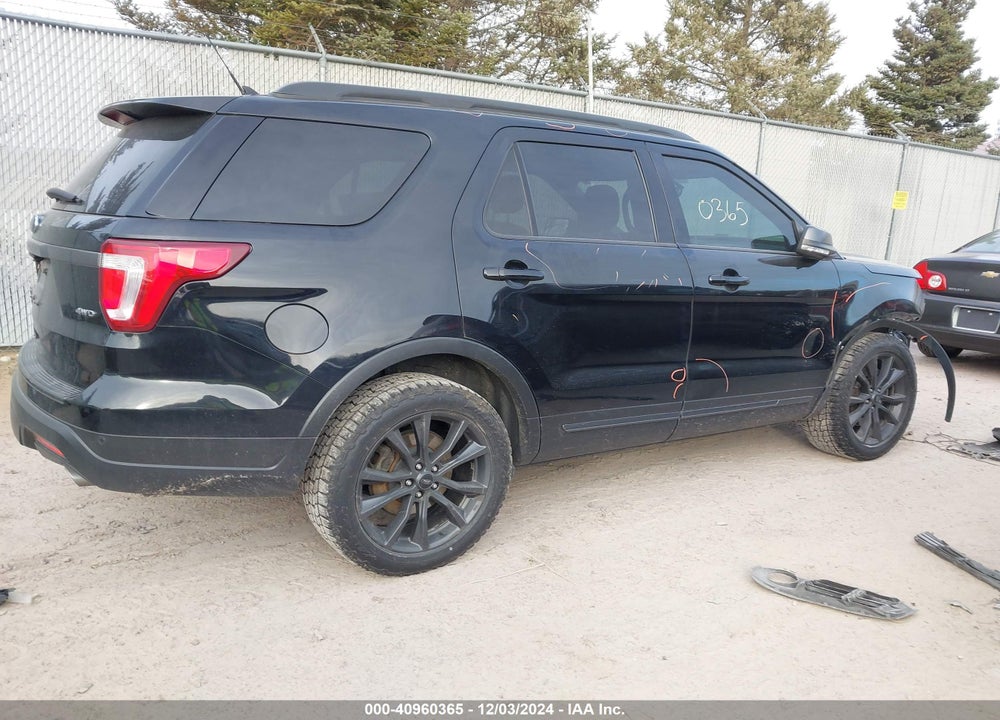 2019 FORD EXPLORER XLT VIN: 1FM5K8D85KGA50056