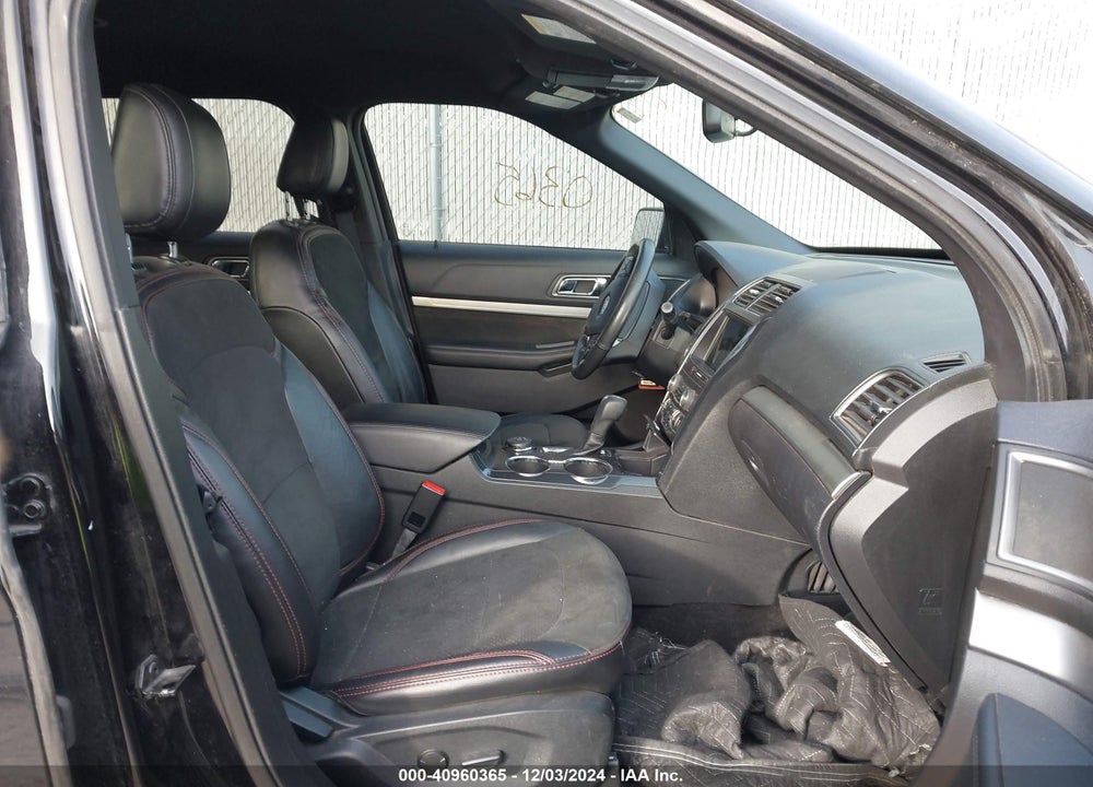 2019 FORD EXPLORER XLT VIN: 1FM5K8D85KGA50056