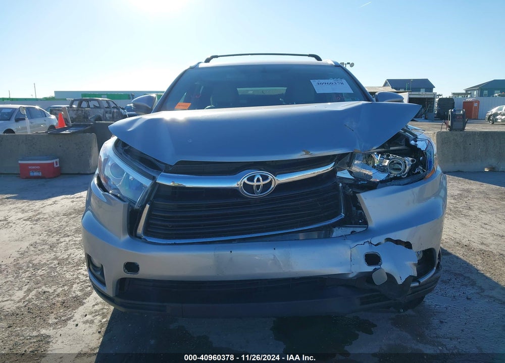 2015 TOYOTA HIGHLANDER XLE V6 VIN: 5TDJKRFH5FS203441
