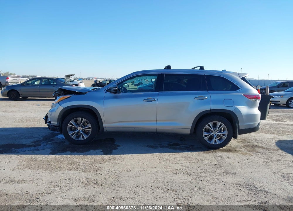 2015 TOYOTA HIGHLANDER XLE V6 VIN: 5TDJKRFH5FS203441