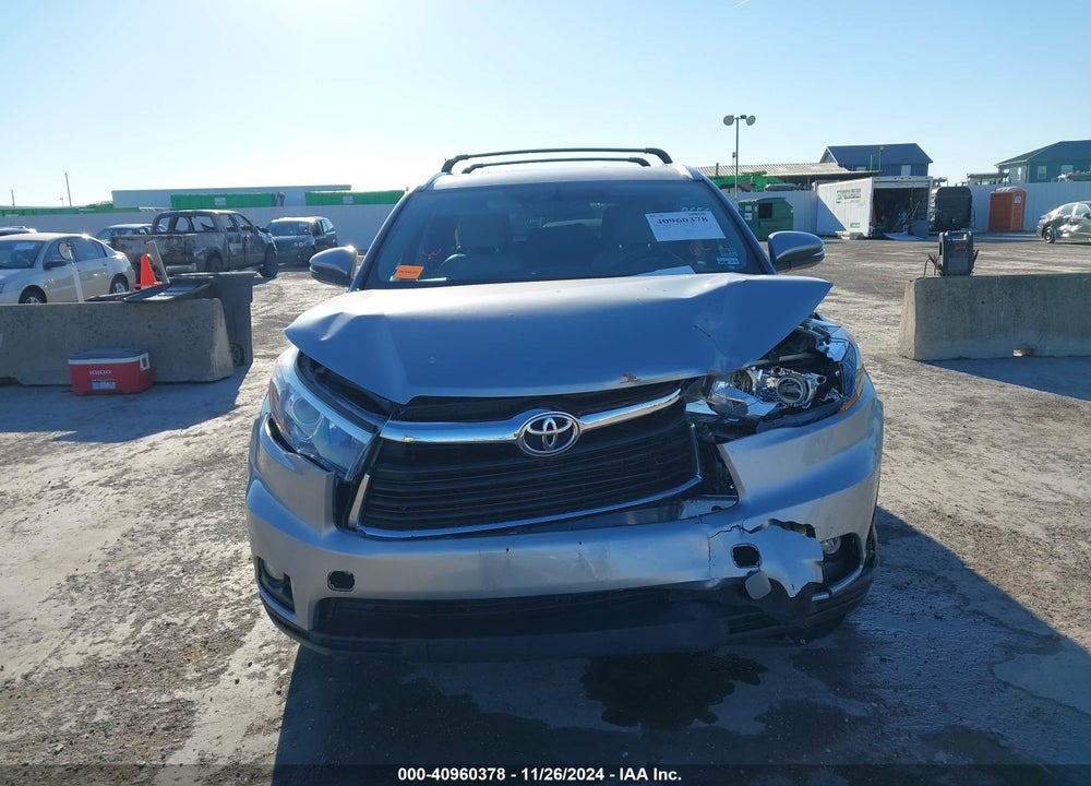 2015 TOYOTA HIGHLANDER XLE V6 VIN: 5TDJKRFH5FS203441