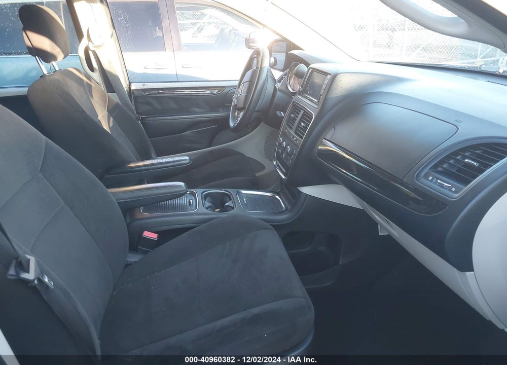 2012 DODGE GRAND CARAVAN SXT VIN: 2C4RDGCG2CR196403