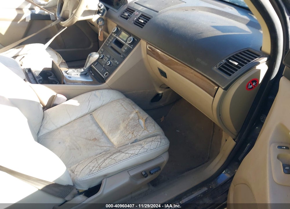 2010 VOLVO XC90 3.2 VIN: YV4982CYXA1562834