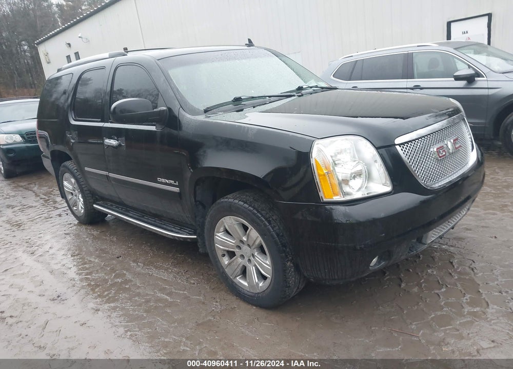 2011 GMC YUKON DENALI VIN: 1GKS2EEF9BR242303