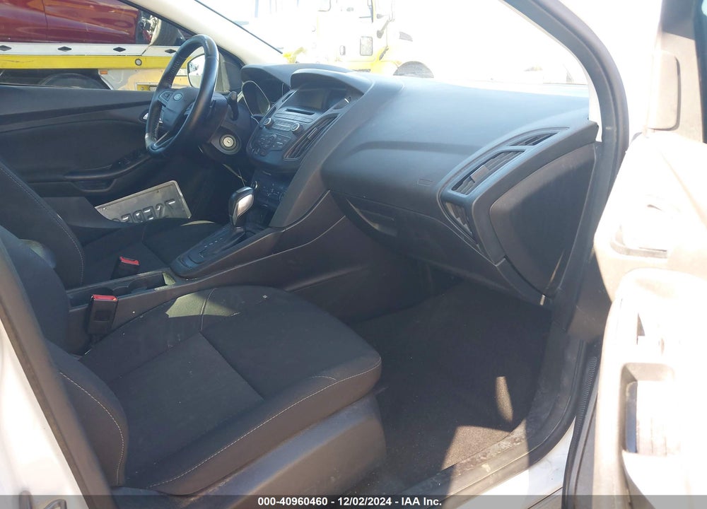 2016 FORD FOCUS SE VIN: 1FADP3F23GL344511