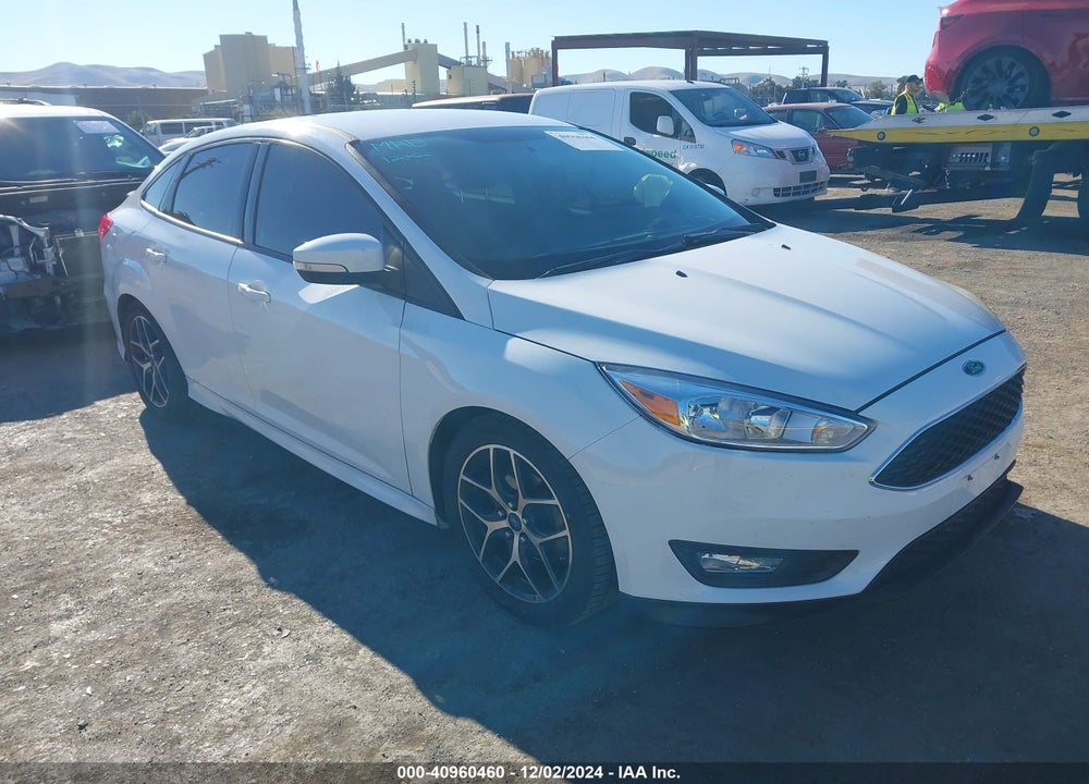 2016 FORD FOCUS SE VIN: 1FADP3F23GL344511