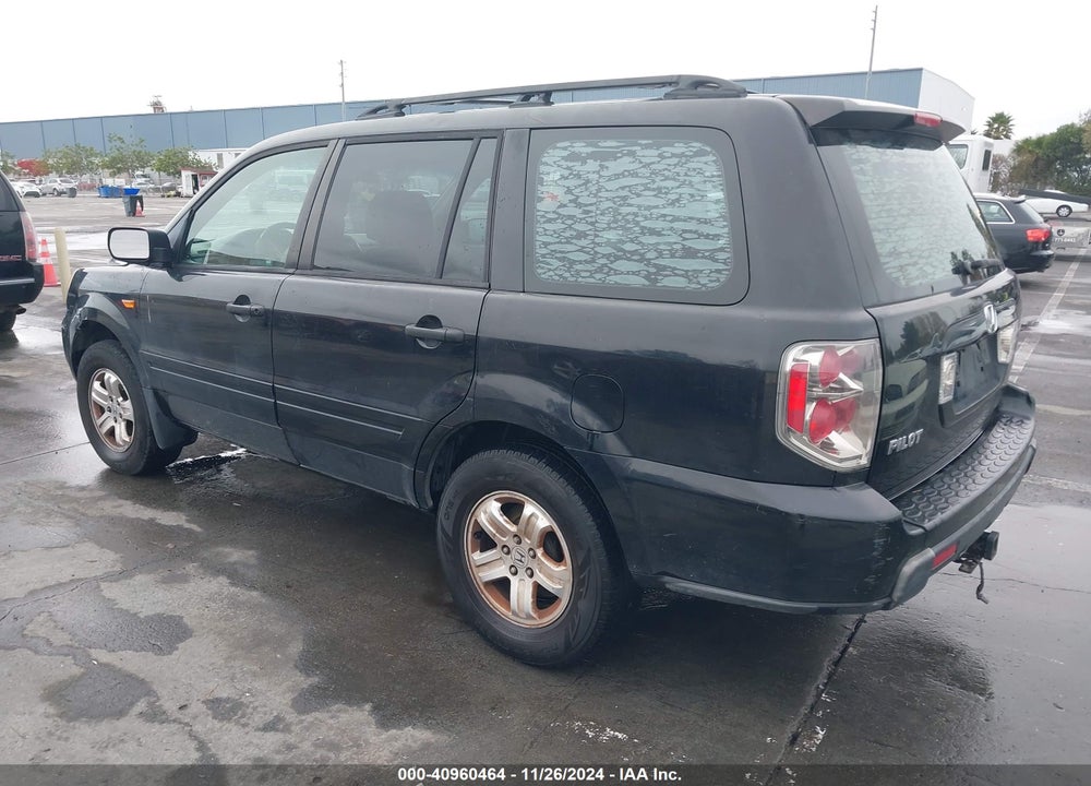 2007 HONDA PILOT LX VIN: 5FNYF28127B040876