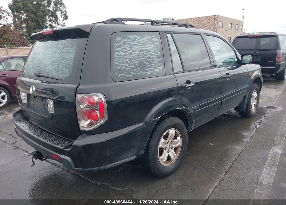 2007 HONDA PILOT LX VIN: 5FNYF28127B040876
