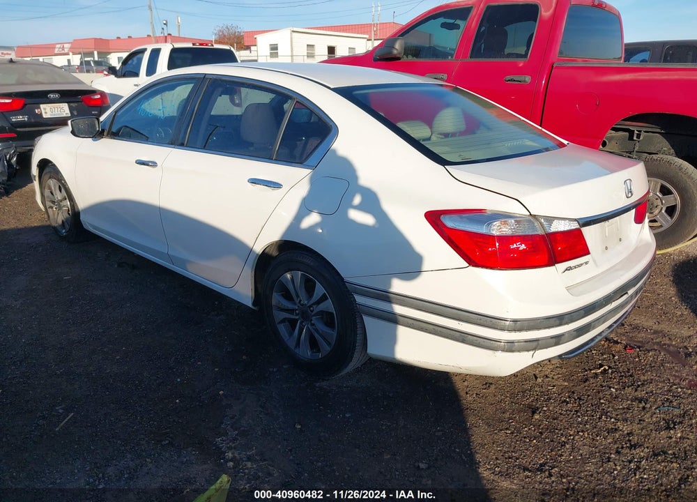 2015 HONDA ACCORD LX VIN: 1HGCR2F39FA135319