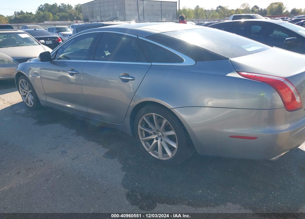 2012 JAGUAR XJ VIN: SAJWA1CB9CLV25539