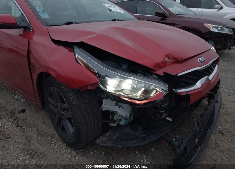 2021 KIA FORTE EX VIN: 3KPF54AD1ME405589