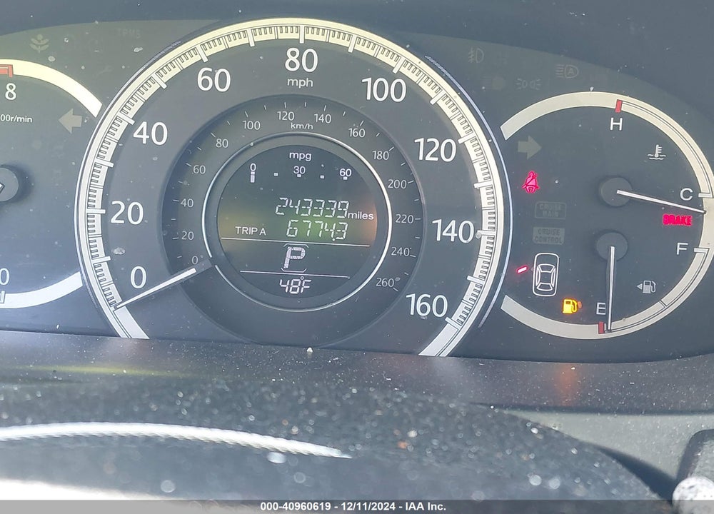 2013 HONDA ACCORD LX VIN: 1HGCR2F37DA035832