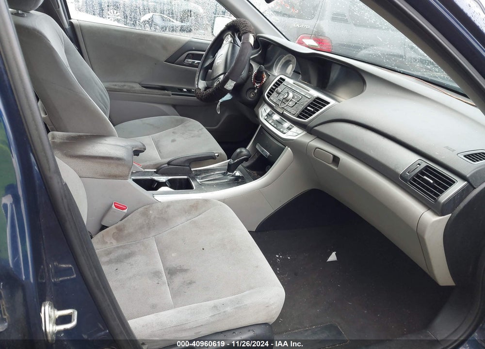 2013 HONDA ACCORD LX VIN: 1HGCR2F37DA035832