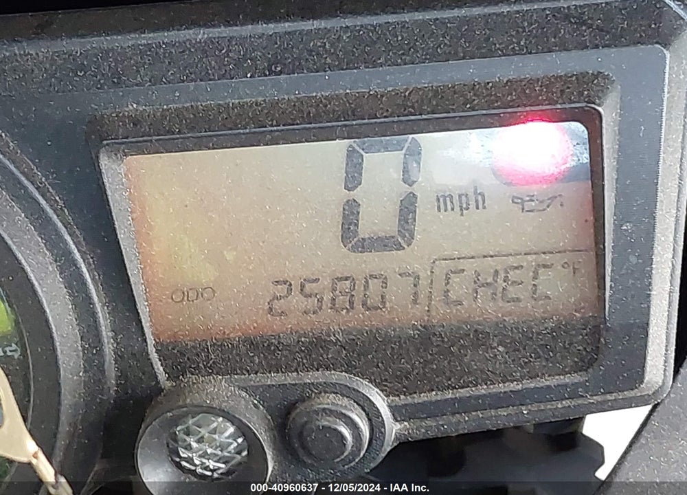 2004 SUZUKI GSX-R600 K VIN: JS1GN7CA142111951