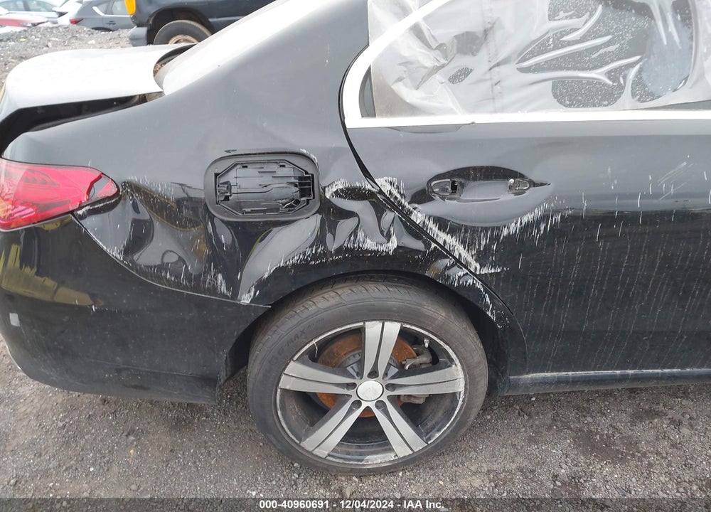 2022 MERCEDES-BENZ C 300 4MATIC VIN: W1KAF4HB7NR035661