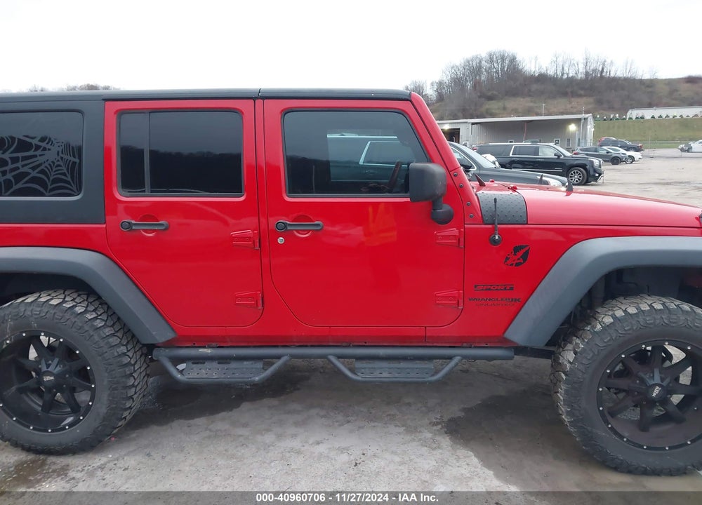 2018 JEEP WRANGLER JK UNLIMITED SPORT S 4X4 VIN: 1C4HJWDG5JL919812