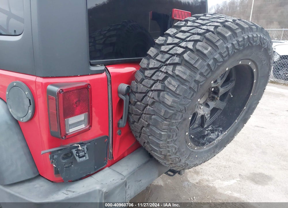 2018 JEEP WRANGLER JK UNLIMITED SPORT S 4X4 VIN: 1C4HJWDG5JL919812