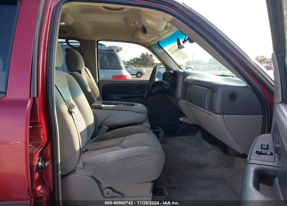 2003 CHEVROLET TAHOE LS VIN: 1GNEC13V93R174957