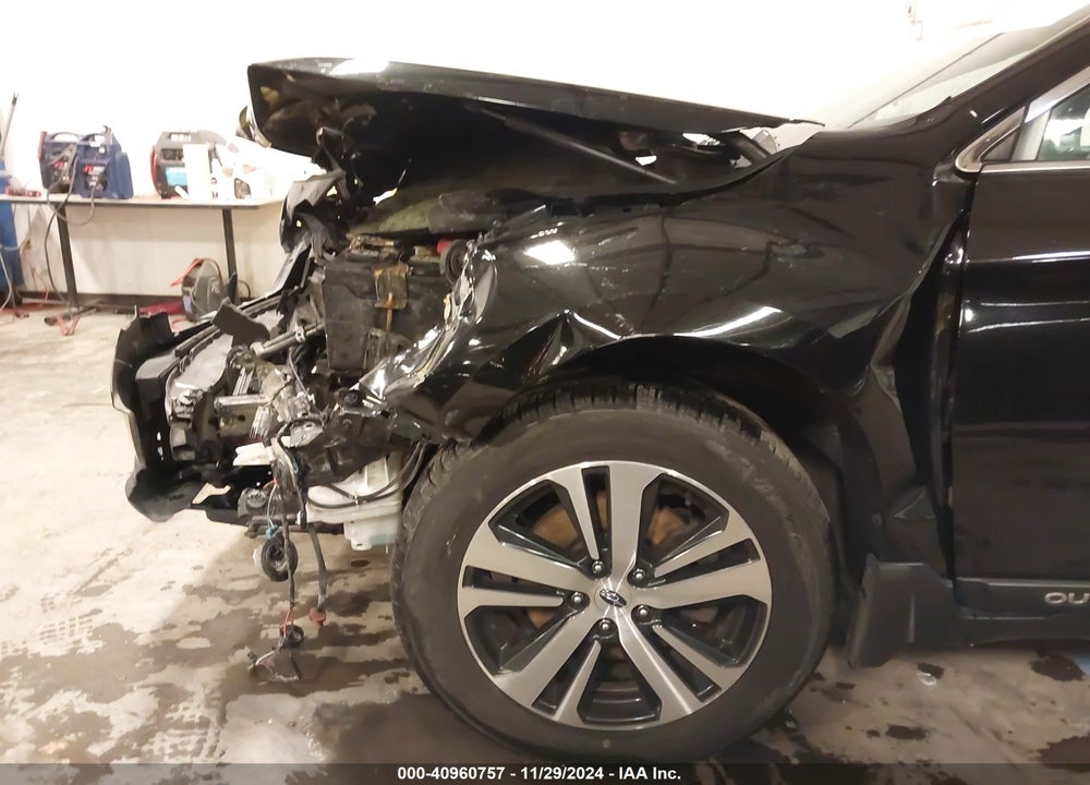 2018 SUBARU OUTBACK 2.5I LIMITED VIN: 4S4BSAKC5J3374793