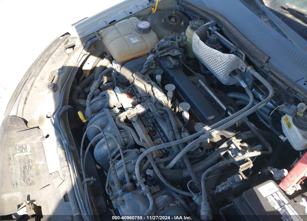 2005 FORD FOCUS ZX5 VIN: 3FAFP37N55R121225