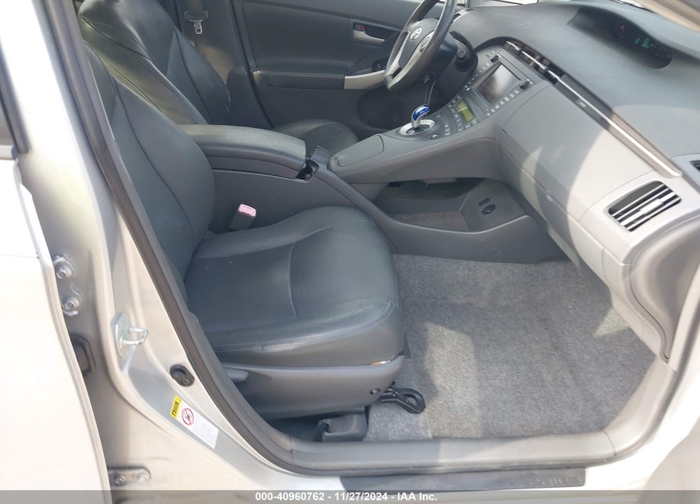 2011 TOYOTA PRIUS THREE VIN: JTDKN3DU3B1335338