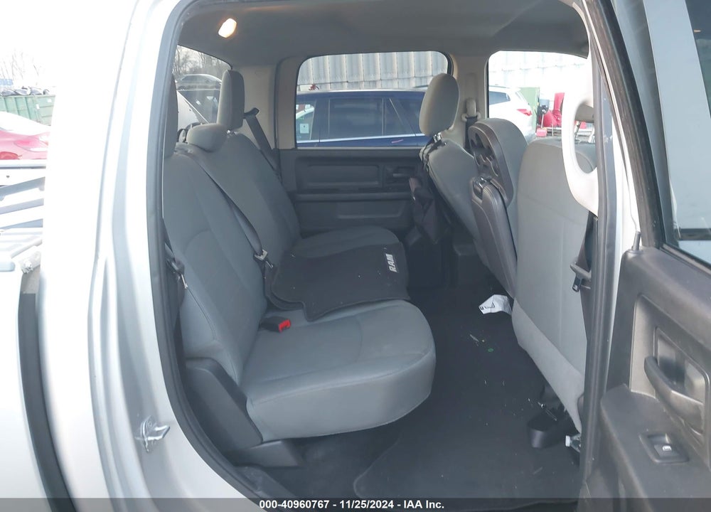 2014 RAM 1500 EXPRESS VIN: 1C6RR7KT2ES400142