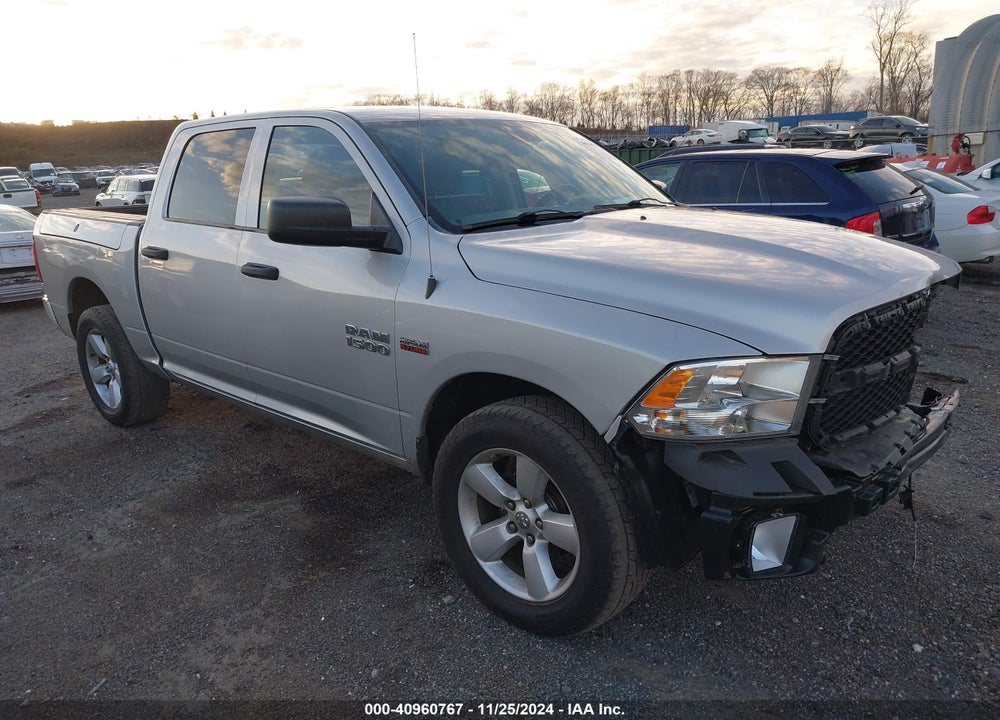 2014 RAM 1500 EXPRESS VIN: 1C6RR7KT2ES400142