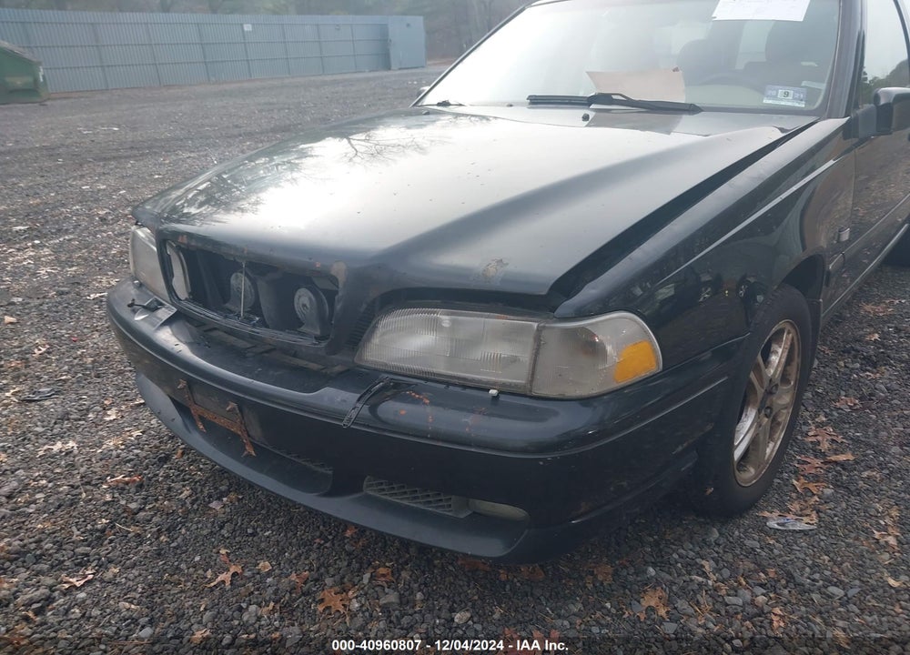 1999 VOLVO V70 R VIN: YV1LV62D6X2597925