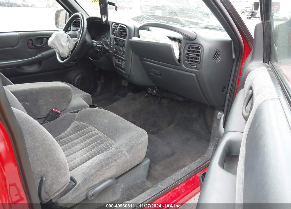2002 CHEVROLET S-10 LS VIN: 1GCCS19W028231361