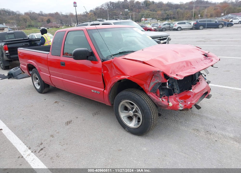 2002 CHEVROLET S-10 LS VIN: 1GCCS19W028231361