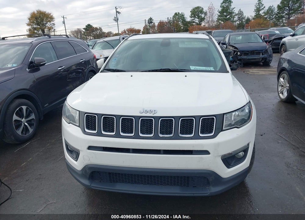 2018 JEEP COMPASS LATITUDE FWD VIN: 3C4NJCBB3JT165404