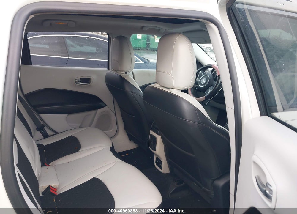 2018 JEEP COMPASS LATITUDE FWD VIN: 3C4NJCBB3JT165404