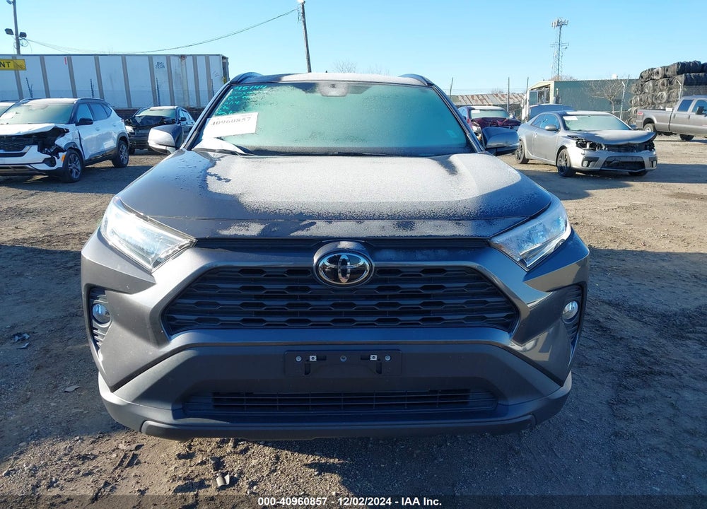2021 TOYOTA RAV4 XLE VIN: 2T3P1RFV7MW193042