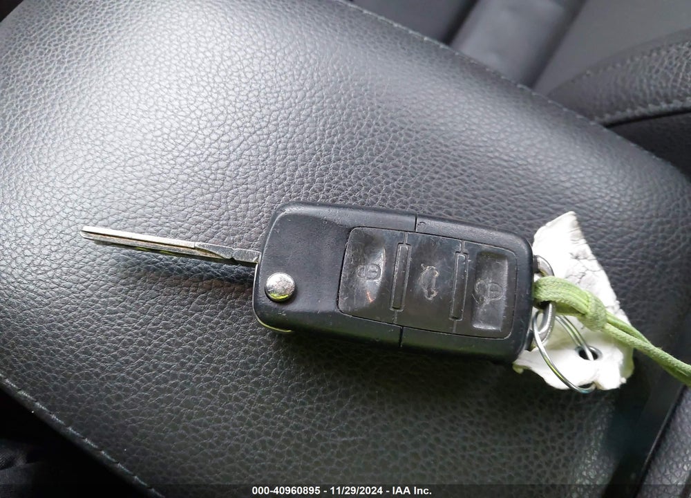 2007 VOLKSWAGEN EOS 2.0T VIN: WVWBA71F57V029198