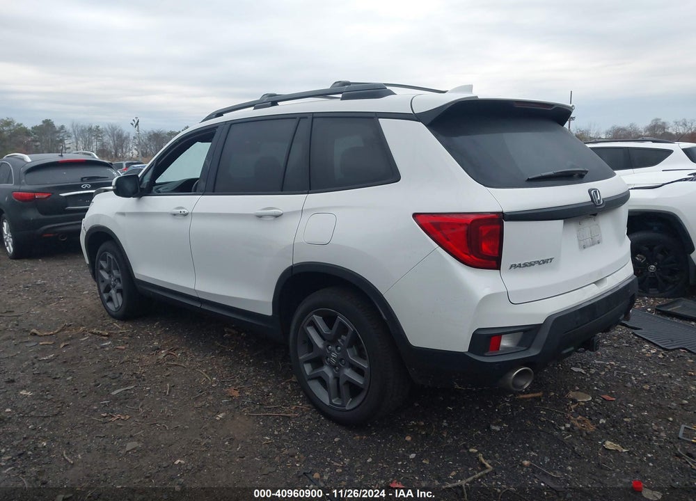 2023 HONDA PASSPORT AWD EX-L VIN: 5FNYF8H55PB035483