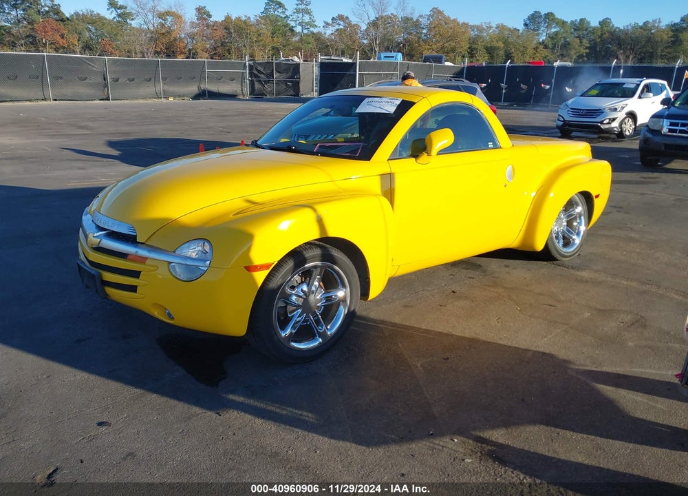 2003 CHEVROLET SSR LS VIN: 1GCES14P93B100801