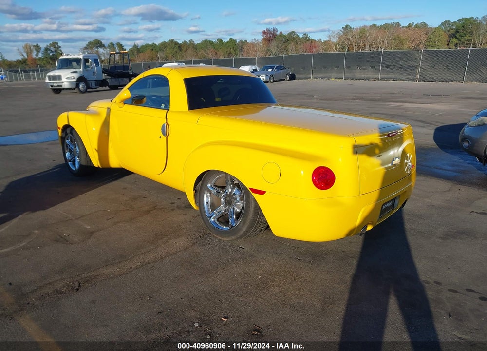 2003 CHEVROLET SSR LS VIN: 1GCES14P93B100801