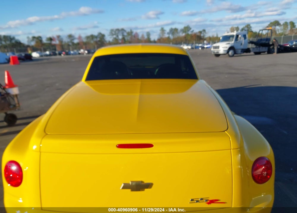 2003 CHEVROLET SSR LS VIN: 1GCES14P93B100801