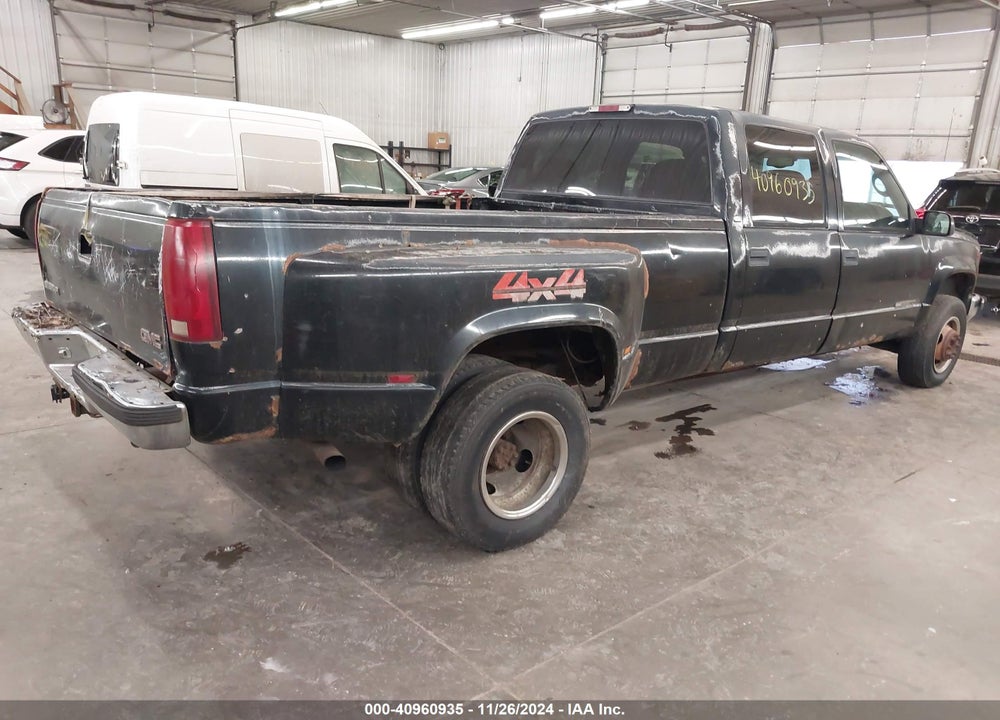 1998 GMC SIERRA 3500 HD SL VIN: 1GTHK33F2WF049429