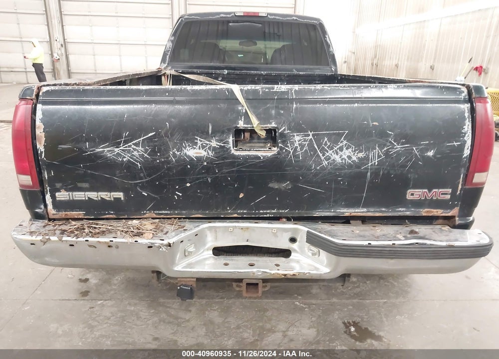 1998 GMC SIERRA 3500 HD SL VIN: 1GTHK33F2WF049429