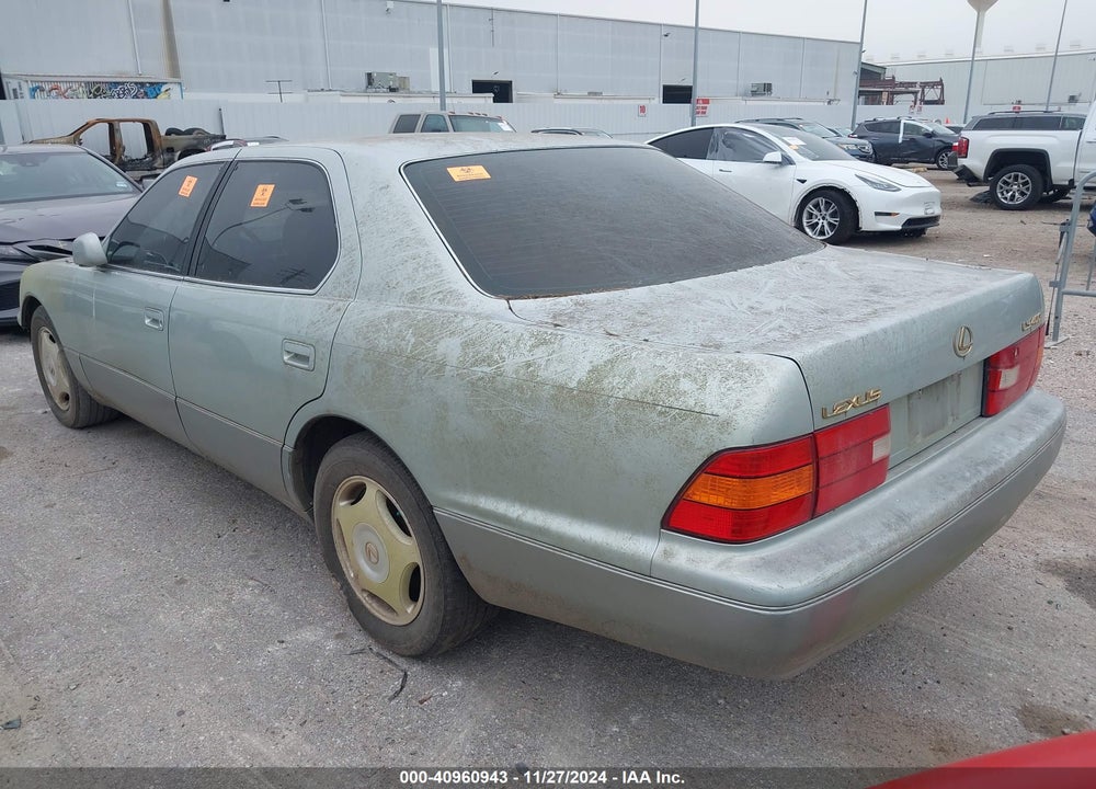 1998 LEXUS LS 400 VIN: JT8BH28F1W0130110