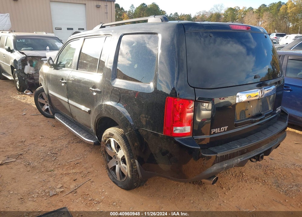 2014 HONDA PILOT TOURING VIN: 5FNYF4H96EB023111