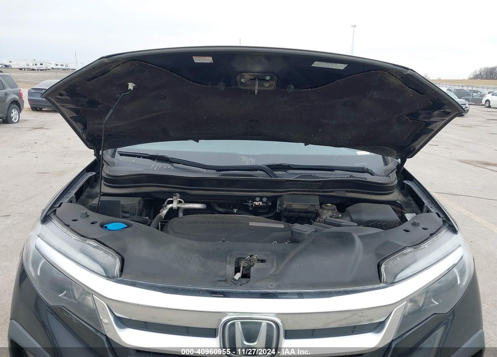 2019 HONDA PILOT EX-L VIN: 5FNYF6H58KB064781