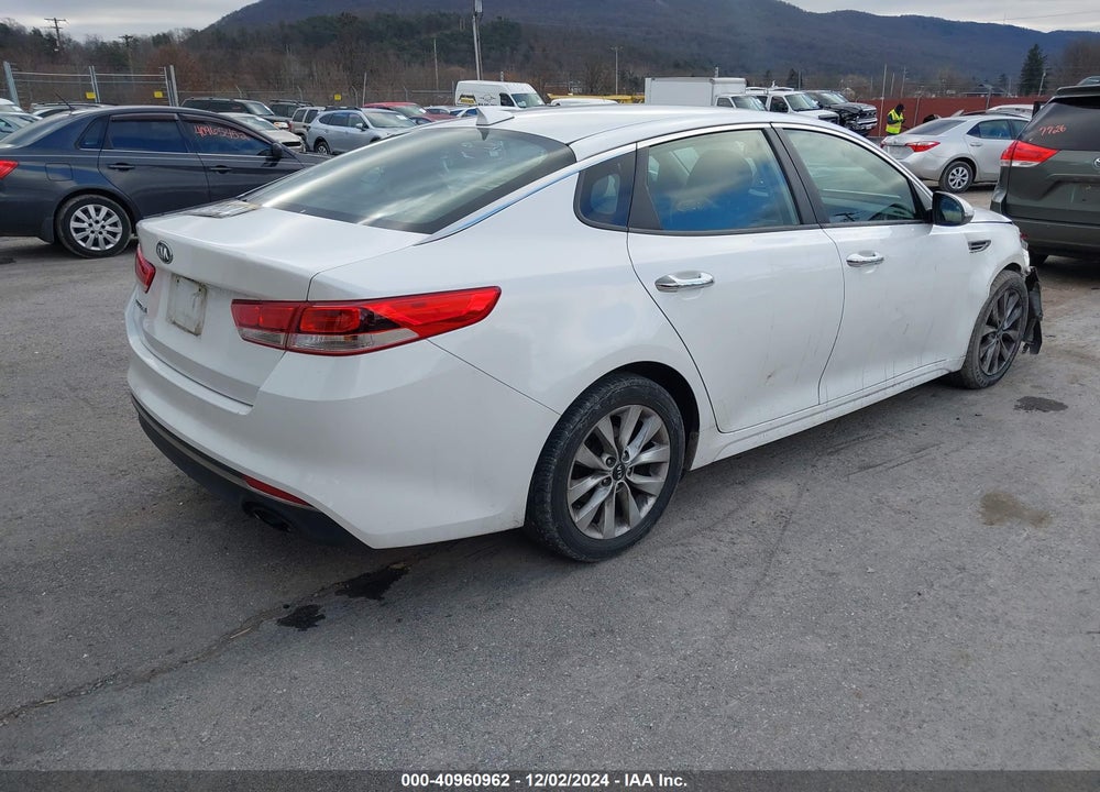 2016 KIA OPTIMA LX VIN: 5XXGT4L3XGG047709