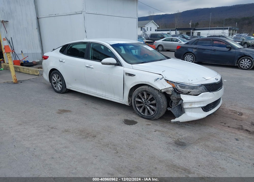 2016 KIA OPTIMA LX VIN: 5XXGT4L3XGG047709