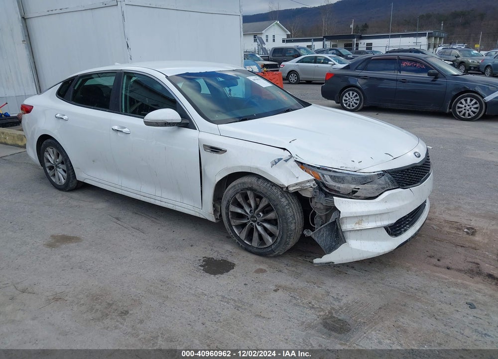 2016 KIA OPTIMA LX VIN: 5XXGT4L3XGG047709